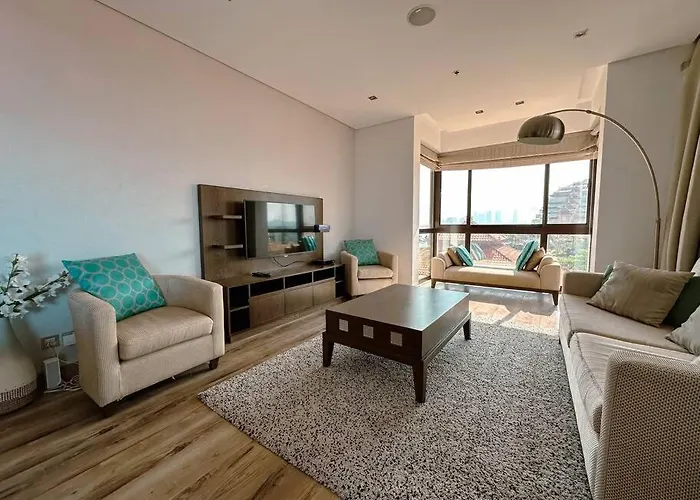 Family Friendly Apt At Palm